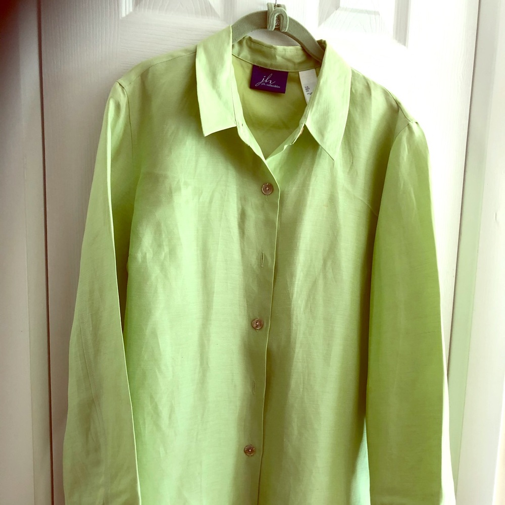 Ladies spring green linen tunic
